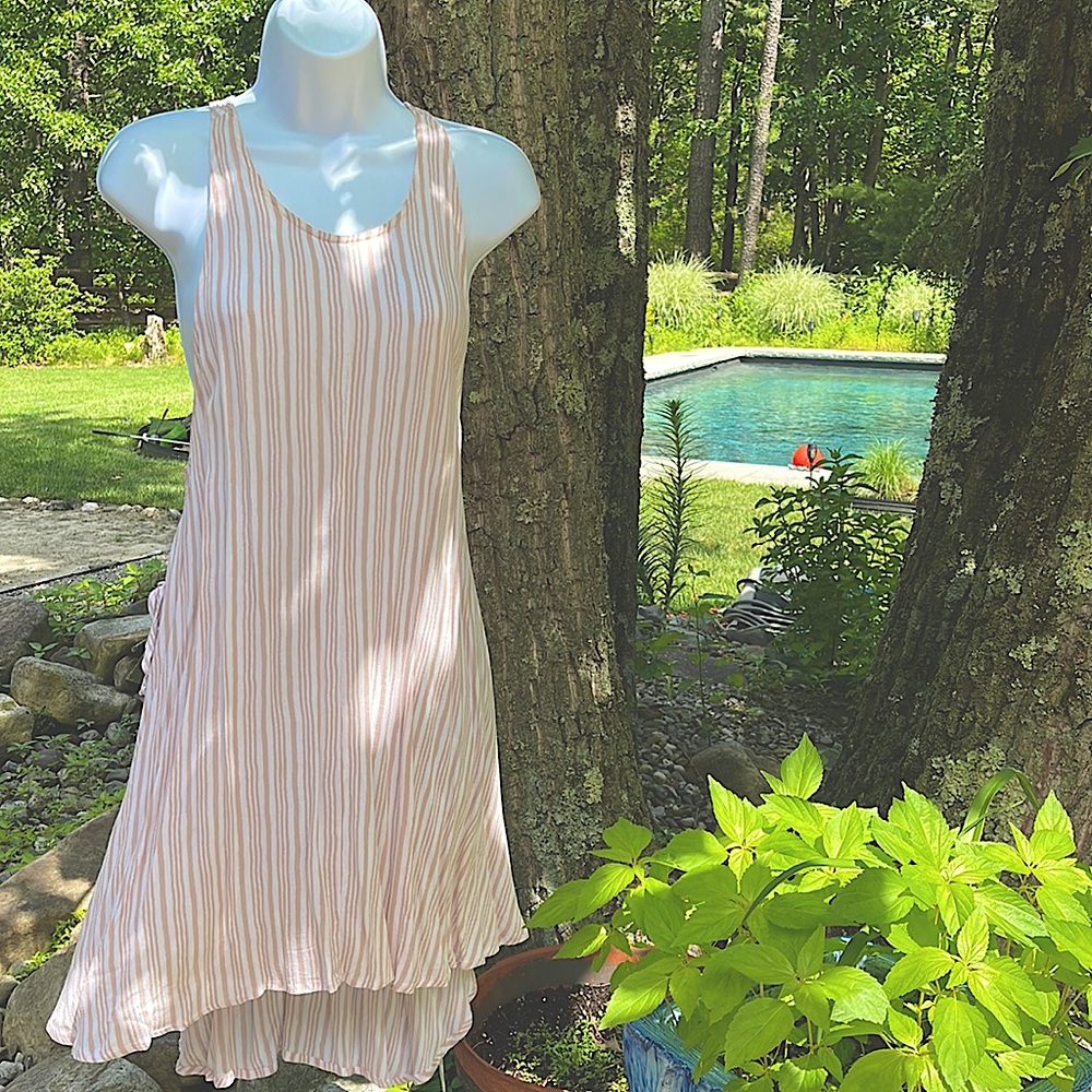 O’Neill beach coverup mini.
